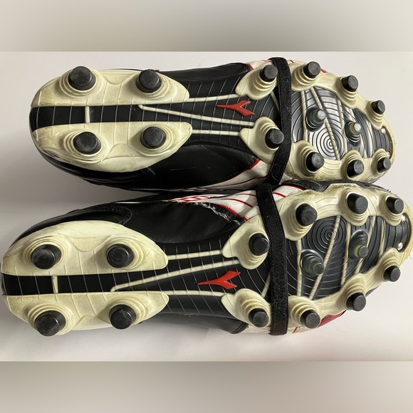 Diadora LX K Women’s Cleats, Size 8.5, Lace Ups, Black/White/Red - Picture 7 of 8